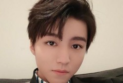 圈内爆料李现王俊凯恋情,李现王俊凯恋情疑云，真相即将揭晓