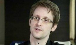 斯诺登爆料美国登月造假视频